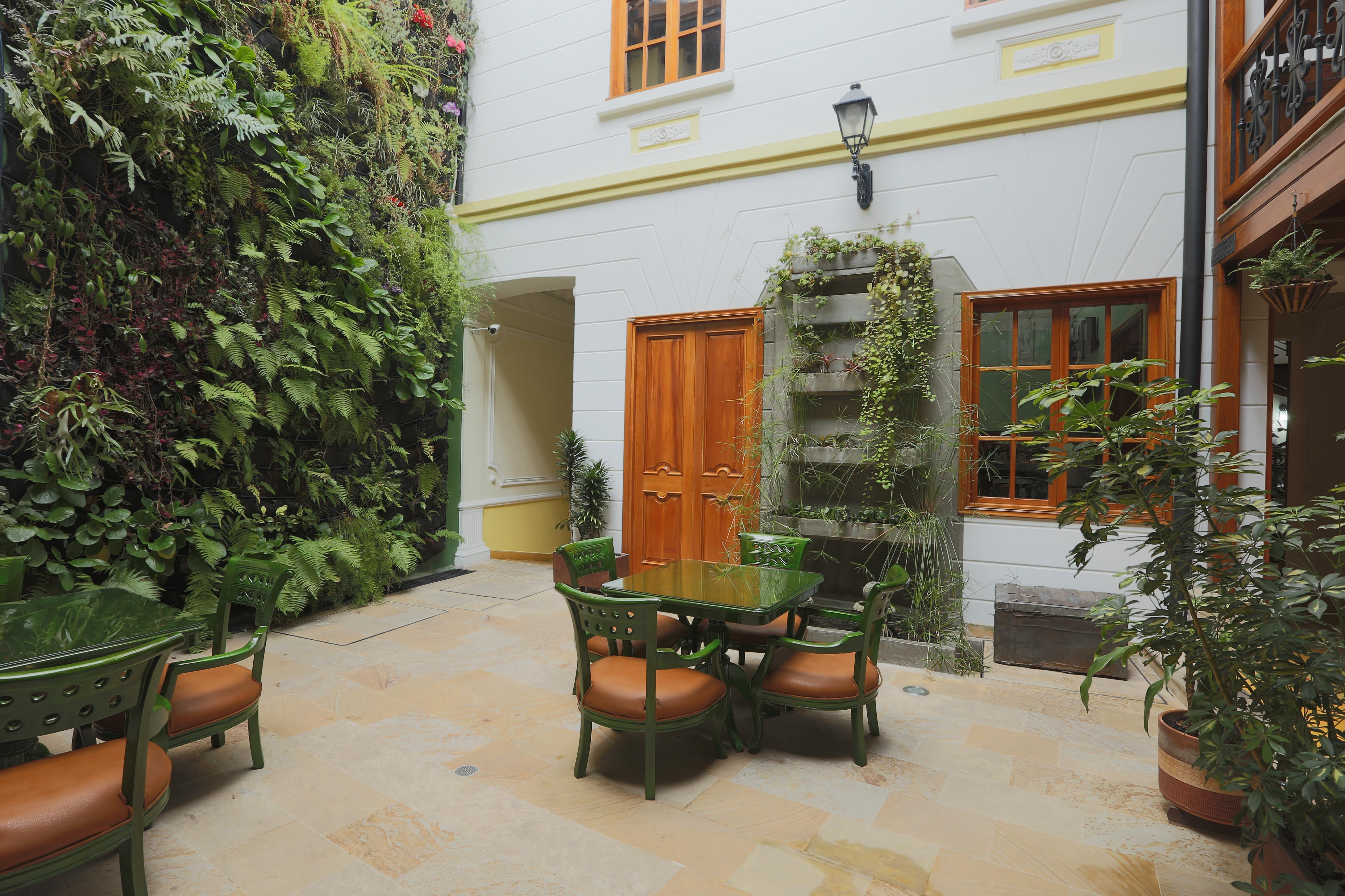 Hotel Santa Lucia Boutique Spa Bogotá Exterior foto Patio of the hotel