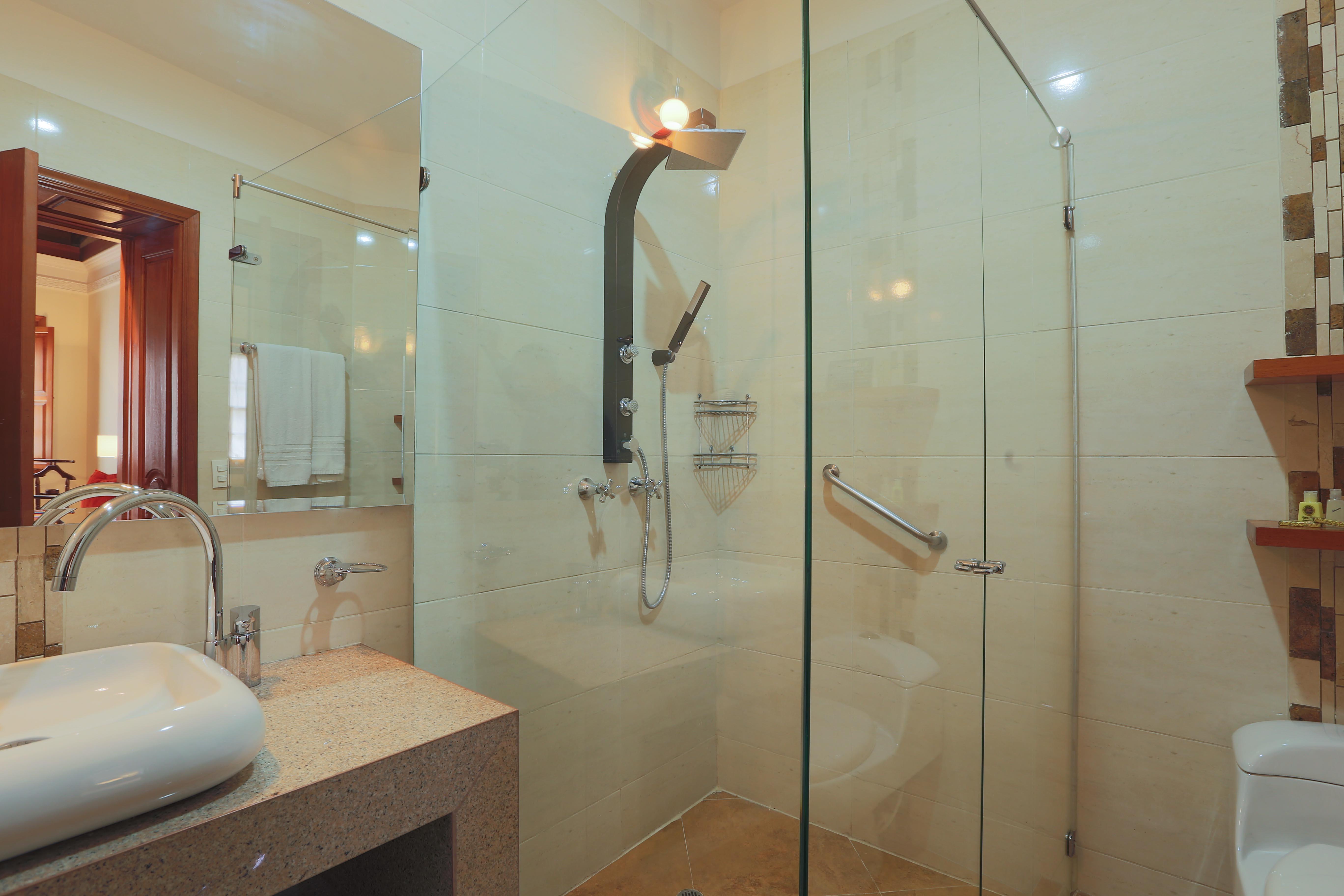 Hotel Santa Lucia Boutique Spa Bogotá Exterior foto A shower enclosure